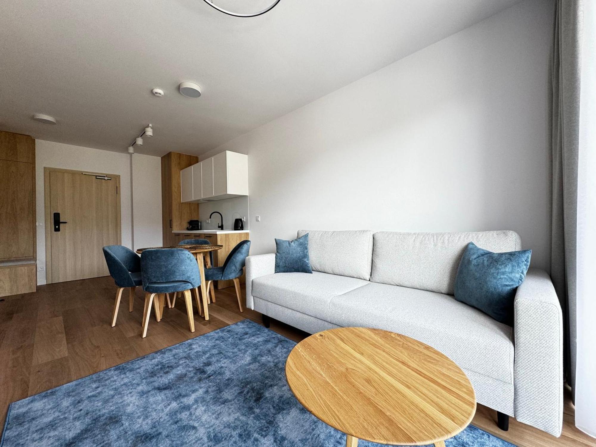Aparthotel Anchoria Holiday Honest-Serwis Mechelinki Exterior photo